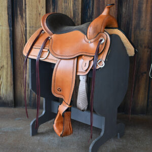 16 inch Circle Y Topeka Flex2 trail western saddle